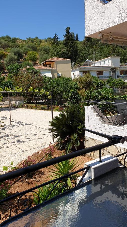 Sivotahomes-family Sívota